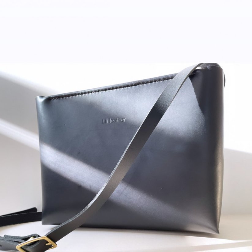 Kabelka Ema Black