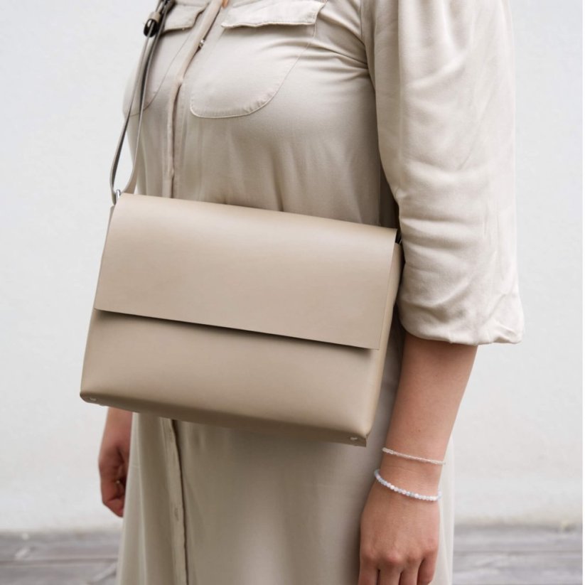 Kabelka Neli Taupe - Barva kování: Stříbrné kování